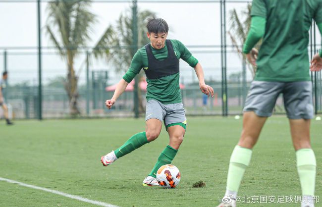 在线亚洲小视频