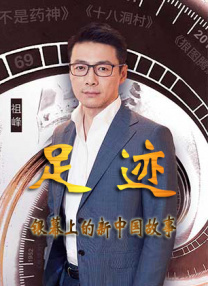 美女扒开尿口给男人看